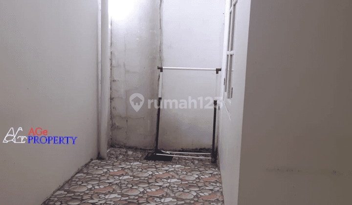 Rumah Sewa Strategis Dekat Pusat Kuliner Kota Wisata  8
