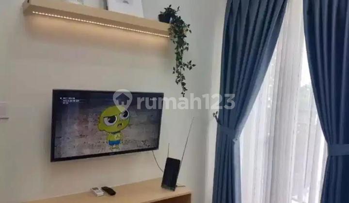 Rent an 11th Floor Apartment in Podomoro Golf View Cimanggis