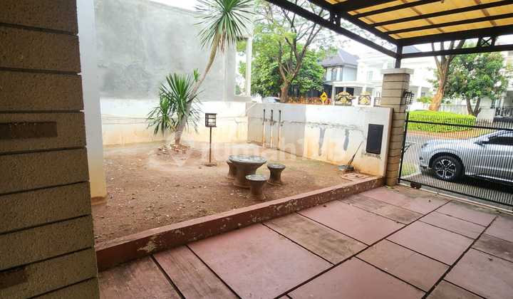 Di Jual Rumah Second Bergaya Modern Di Perumahaan Kota Wisata