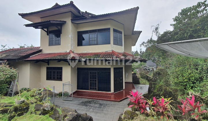 Villa Bukit Mas 2 lt 5 kamar tidur, di jalan raya cipanas SHM 6