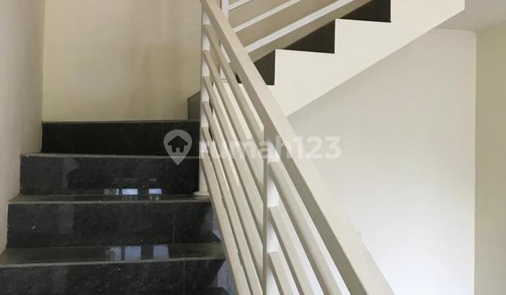 Dijual rumah minimalis tenggilis utara 4