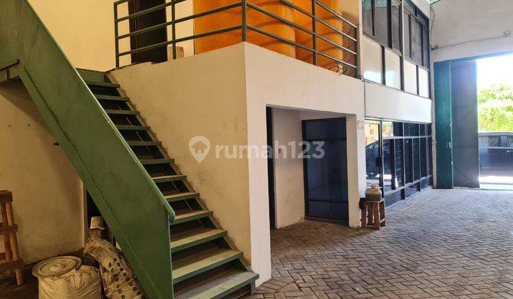 Disewakan gudang margomulyo permai 3