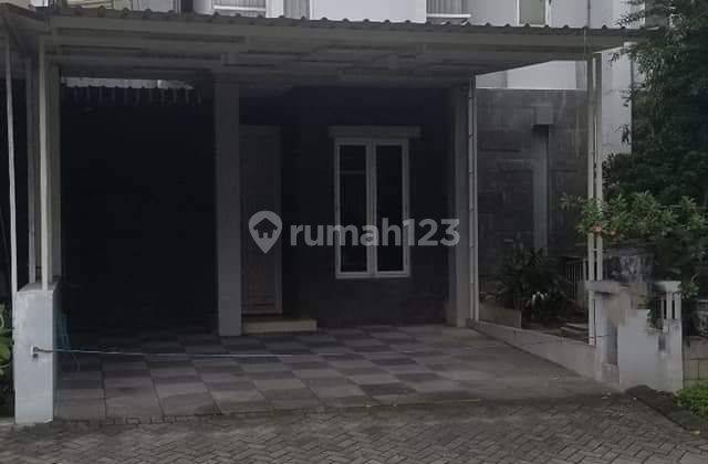 Dijual rumah royal residence 1