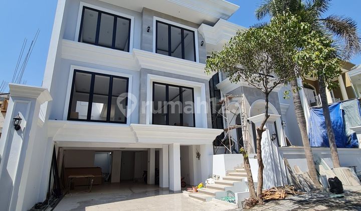 Dijual rumah international village citraland