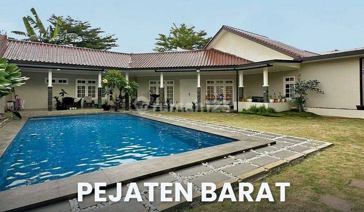 For Sale Modern Tropical House 1,5 Lantai di Pejaten Barat 1