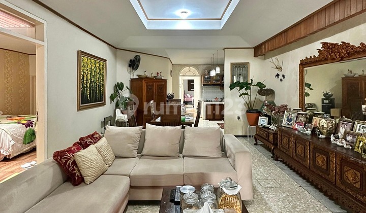 For Sale Well-Maintained Ready-to-Occupy House &amp; South-Facing 2