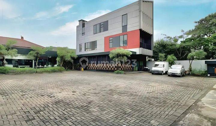 Bangunan Komersil 4 Lantai di Antasari, Jakarta Selatan 1