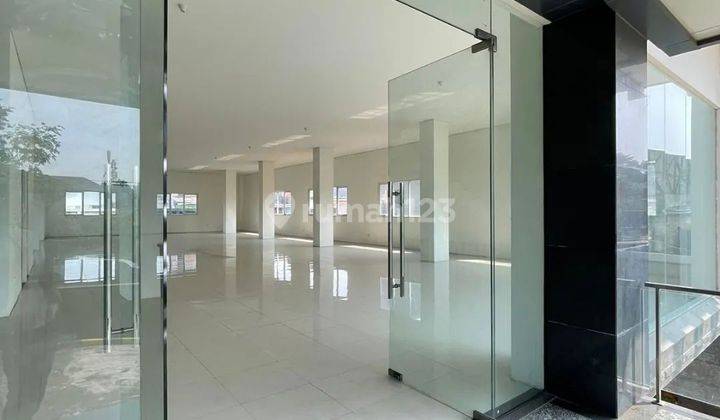 For Sale Brand New Office Building 5,5 Lantai di Pramuka  2