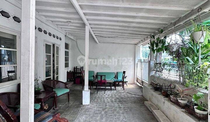 For Sale Rumah Cocok Untuk Hunian, Kantor Dekat Ke Senayan, , Tol 2