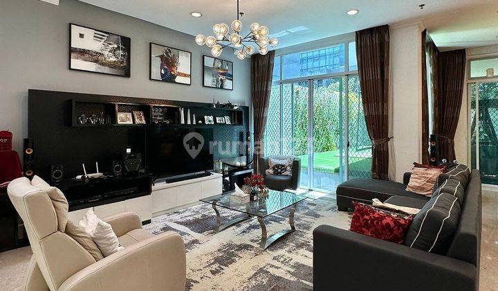 Apartement Essence Darmawangsa 5 Bedroom, Lokasi Strategis 2