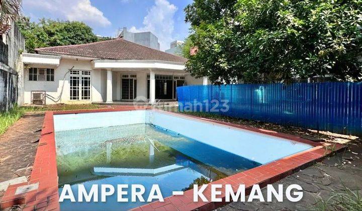 For Sale Rumah Hitung Tanah, Halaman Luas Di Ampera Kemang 1