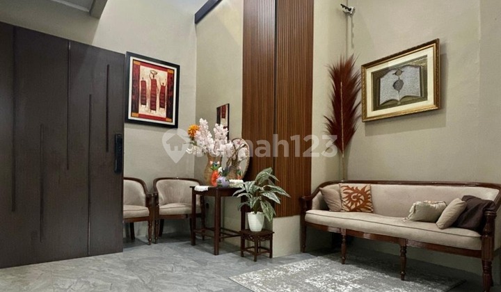 For Sale Siap Huni Fully Furnished Dalam Komplek, Dekat ke Tol 2