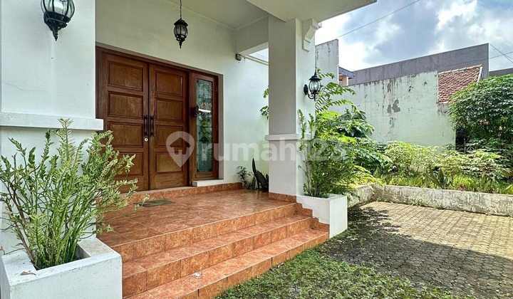 For Sale 2-Story House Ready to Occupy North-Facing &amp; Within a Complex 2