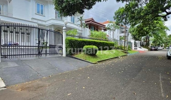 For Rent Rumah Unfurnished Row Jalan Lebar Siap Huni 2