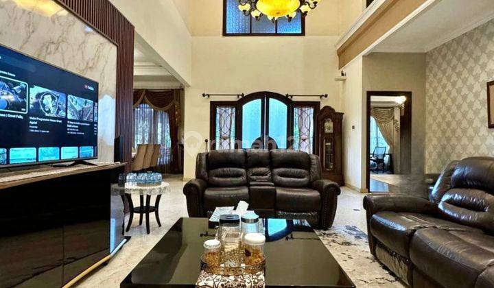 For Sale Luxurious Classic House Bagus Hadap Selatan 2