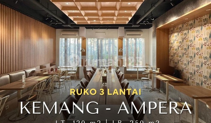 For Sale Ruko 3 lantai + Rooftop Fully Furnished, Hadap Barat