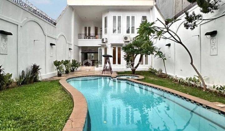 For Sale Mediterranean House Bagus Hadap Timur 2