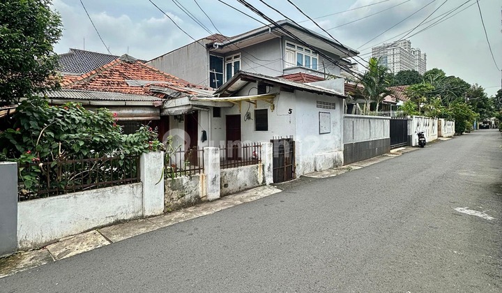 For Sale Rumah Hitung Tanah Lokasi Strategis & Hadap Tenggara