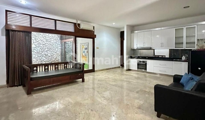 For Sale Rumah Cocok Untuk Kantor & Kost Row Jalan Lebar 2