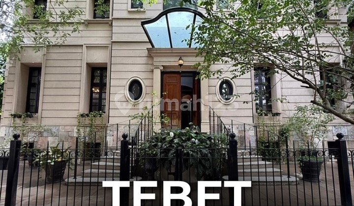 For Sale European Classic Dalam Komplek Mewah, Fully Furnished