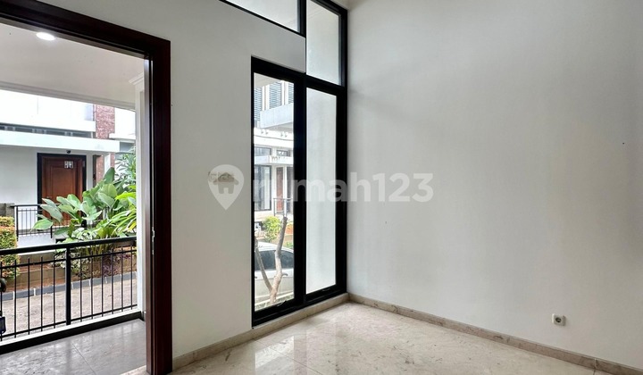 For Sale Rumah 3 Lantai Siap Huni Dalam Townhouse 2