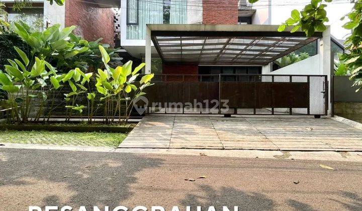 For Sale Rumah 3 Lantai Fully Furnished, Hadap Utara, SHM 1