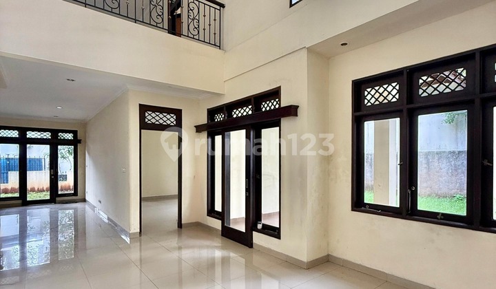 For Sale Ready-to-Occupy House in a Complex Near Jorr Toll Gate 2
