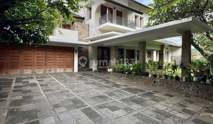 For Sale Rumah 2,5 Lantai Lokasi Premium, Jalan Lebar Di Dharmawangsa 2