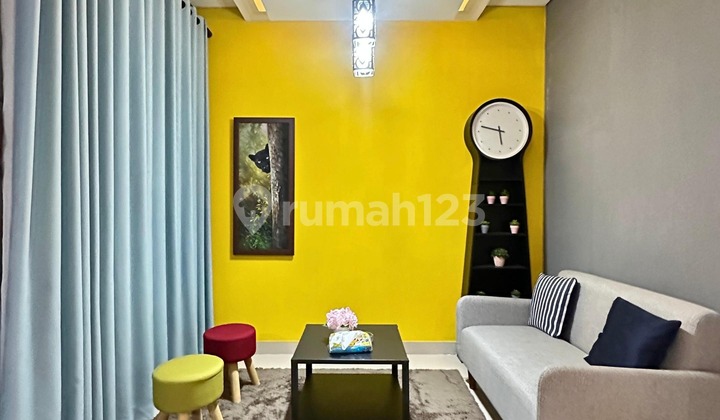 For Sale Rumah 2 lantai Dalam Townhouse Hadap Timur 2