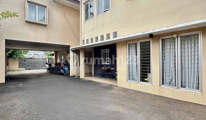 For Sale 8-Room Residence & Boarding Near PIM at Haji Nawi 2