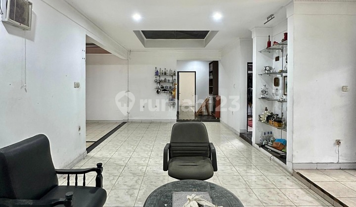 For Sale 1-Story House Near MRT Station & Antasari 2