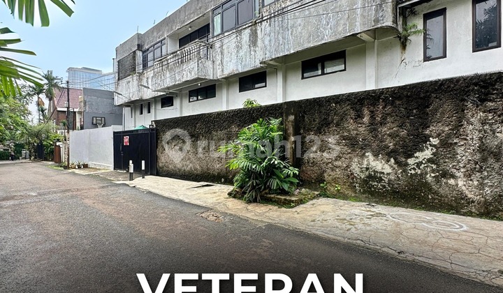 For Sale Bangunan 2 Lantai Hitung Tanah Hadap Utara di Veteran For Sale Bangunan 2 Lantai Hitung Tanah Hadap Utara di Veteran