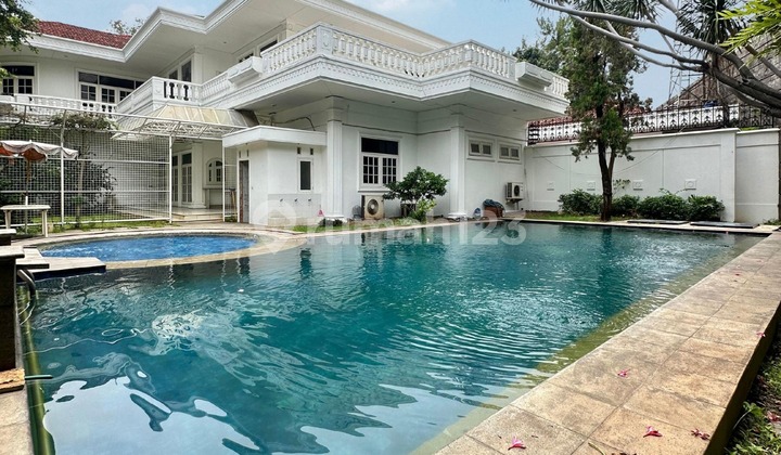 For Sale Modern Classic Lokasi Strategis & Dekat Ke Senayan 2