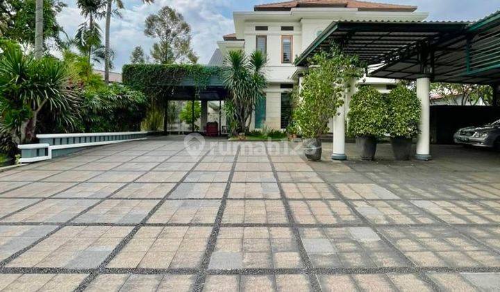 For Sale Luxurious Tropical House Taman Luas di Antasari Cilandak 2