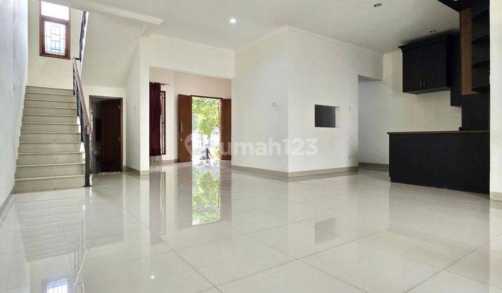 For Sale Rumah Dalam Townhouse Row Jalan Lebar, Keamanan 24 Jam 2