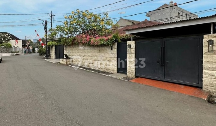 For Sale Rumah Dalam Komplek Row Jalan Lebar & Hadap Timur 2