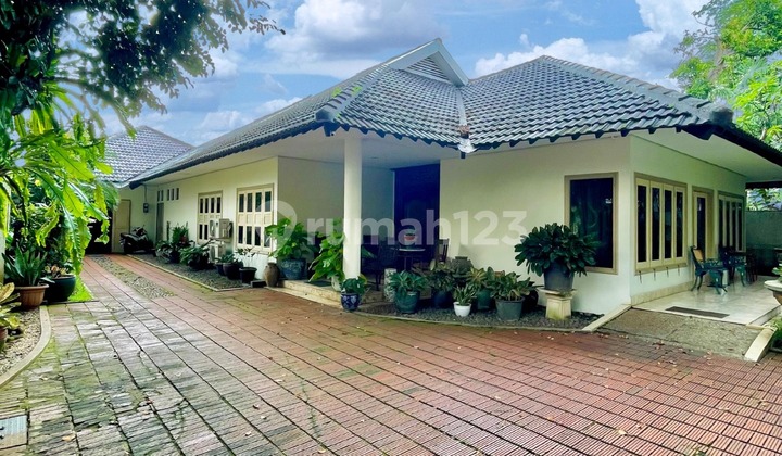 For Sale Rumah 1 Lantai Cantik, Akses Mudah di Cipete - Kemang 2