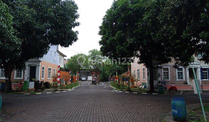 Hot Listing, Murah Banget!!! Town House cantik siap huni di dekat pintu Toll Karawaci 1