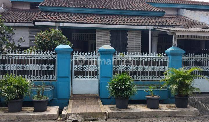 Dijual Murah: Rumah Besar, Siap Huni & Bersih Di Perum 3 1