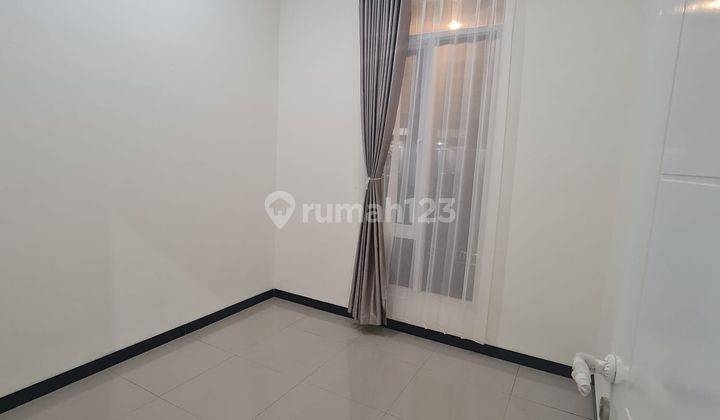 Disewakan Rumah di Taman Kopo Indah 5 Sherwood 2
