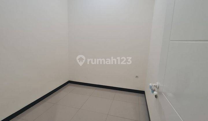 Disewakan Rumah di Taman Kopo Indah 5 Sherwood 3