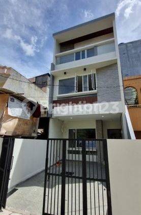 For Sale Rumah Baru 3 Lantai Di Duri Kepa Siap Huni Jakarta Barat 1