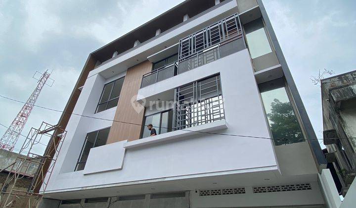 Ready 2 Unit Ruko Baru di Jl Jendral Sudirman Bandung 1