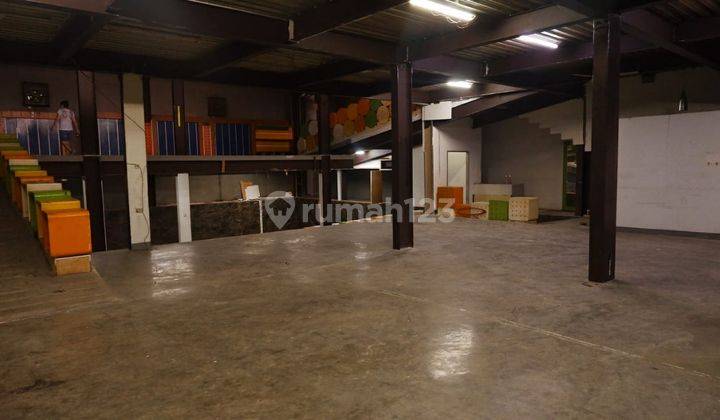 Gedung Ex Kantor Cocok Untuk Gudang Di Lengkong 1