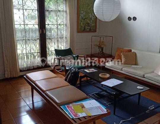 Rumah Siap Huni Di Jalan Setraria Sayap Pasteur Kota Bandung