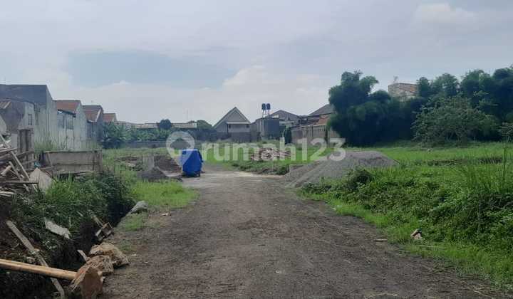Rumah Exclusive Komplek Taman Sakura Indah Cluster Lavender Bandung 2