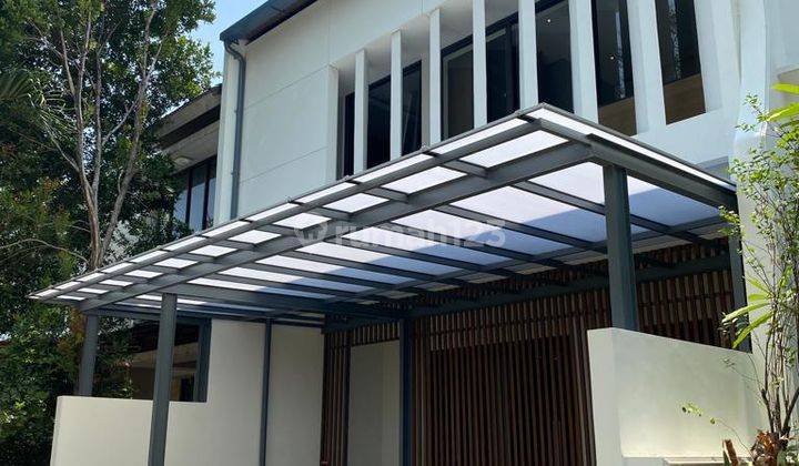 Rumah Modern Minimalis 3 Lantai di Bintaro, Tangerang Selatan 1