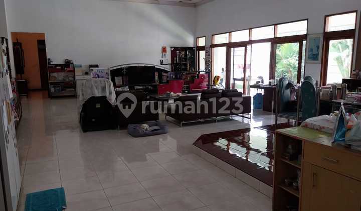 Rumah Nyaman Terawat di Jl Kembar Bandung
