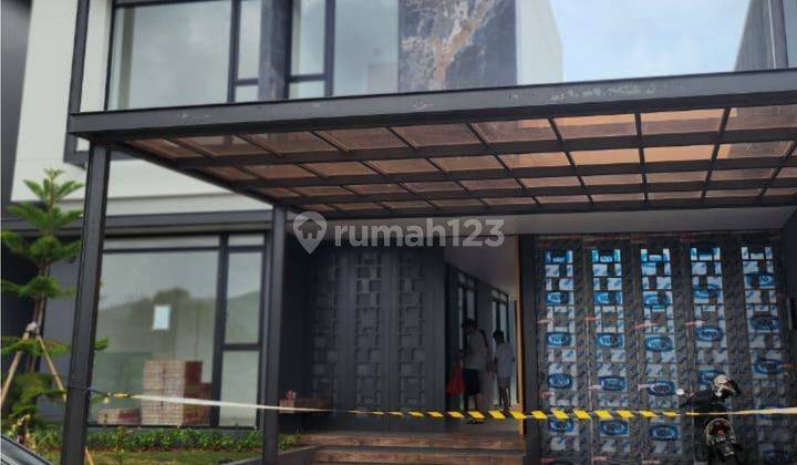 Rumah 2 Lantai Tatar Spatirasmi Kota Baru Parahyangan 1