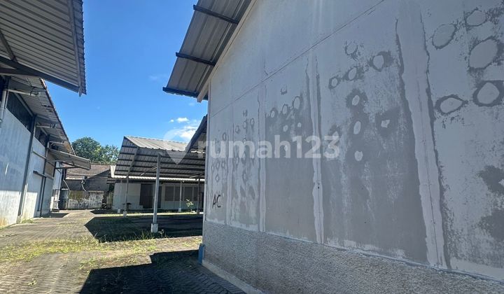 For Sale! Ruang Usaha Luas di Pusat Kota Bandung For Sale! Ruang Usaha Luas di Pusat Kota Bandung